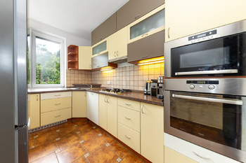 kuchyň byt 4+1 - Prodej domu 296 m², Brno