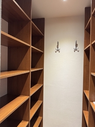 šatna - Pronájem bytu 3+kk v osobním vlastnictví 70 m², Praha 9 - Černý Most