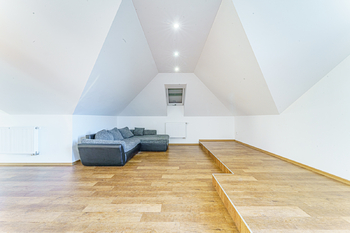 Pronájem bytu 4+kk v osobním vlastnictví 187 m², Nečín
