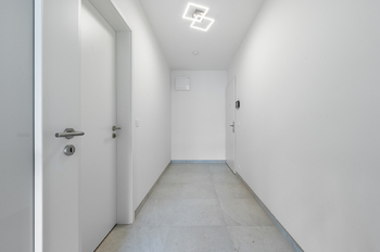 Pronájem bytu 2+kk v osobním vlastnictví 56 m², Praha 9 - Hostavice