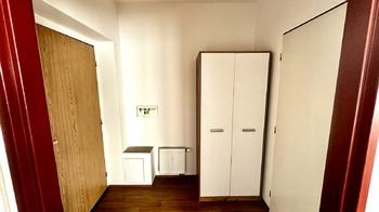 Pronájem bytu 1+kk 824 m², Žleby