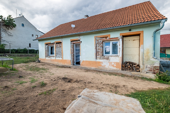 Prodej domu 80 m², Pravice