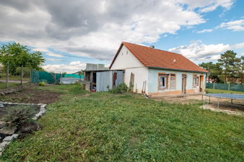 Prodej domu 80 m², Pravice