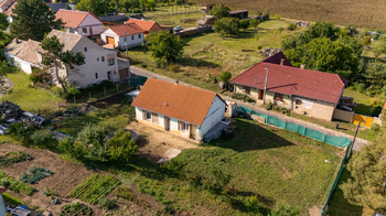Prodej domu 80 m², Pravice