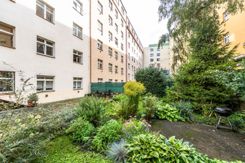 Prodej bytu 2+1 v osobním vlastnictví 50 m², Praha 5 - Košíře
