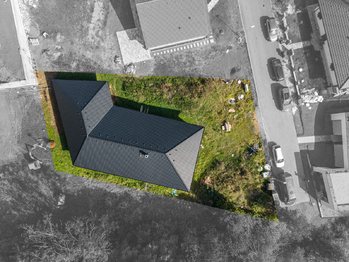 Dům s vyznačeným pozemkem - Prodej domu 192 m², Dubí