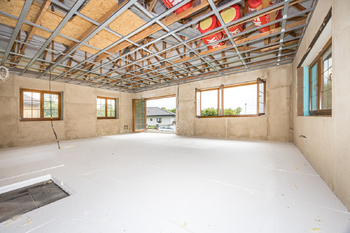 Obývací pokoj - Prodej domu 192 m², Dubí