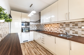 Kuchyně - Pronájem bytu 3+kk v osobním vlastnictví 66 m², Praha 4 - Chodov