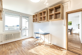 Pokoj č. 1 s lodžií - Pronájem bytu 3+kk v osobním vlastnictví 66 m², Praha 4 - Chodov