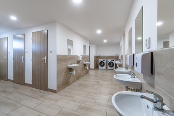 Prodej ubytovacího zařízení 361 m², Dětřichov
