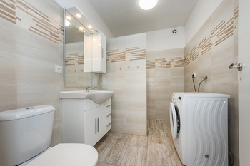 Prodej bytu 3+kk v osobním vlastnictví 73 m², Hořany