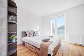 Prodej bytu 3+kk v osobním vlastnictví 70 m², Praha 4 - Újezd u Průhonic