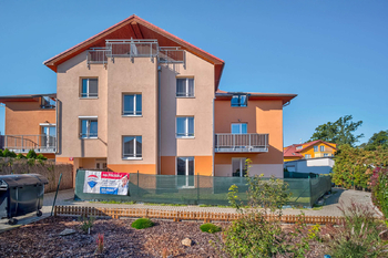 Prodej bytu 3+kk v osobním vlastnictví 70 m², Praha 4 - Újezd u Průhonic