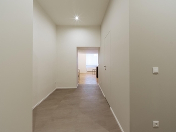 Pronájem bytu 1+kk v osobním vlastnictví 44 m², Praha 8 - Karlín