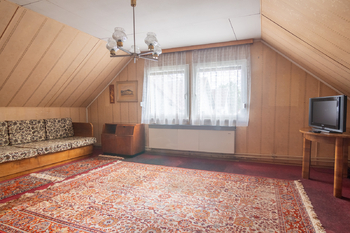 Prodej domu 240 m², Lipová-lázně