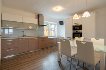 Prodej domu 205 m², Klenovice na Hané