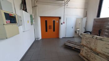 Pronájem obchodních prostor 84 m², Pelhřimov