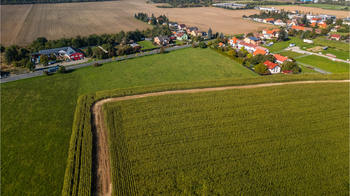 Prodej pozemku 5559 m², Jesenice