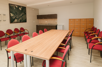 Pronájem kancelářských prostor 578 m², Židlochovice