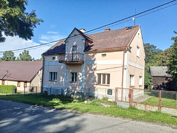 Prodej domu 200 m², Třemešné