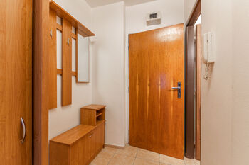 Pronájem bytu 1+kk v osobním vlastnictví 29 m², Praha 4 - Michle