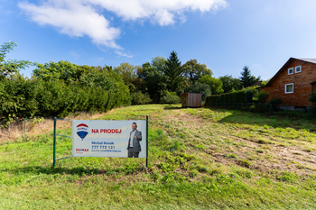 Prodej pozemku 825 m², Kostomlaty pod Milešovkou