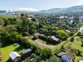 Prodej pozemku 825 m², Kostomlaty pod Milešovkou
