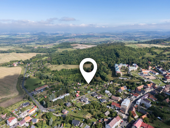 Prodej pozemku 825 m², Kostomlaty pod Milešovkou