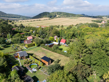 Prodej pozemku 825 m², Kostomlaty pod Milešovkou