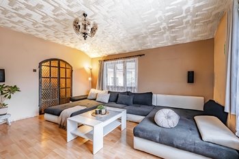 Prodej domu 175 m², Davle