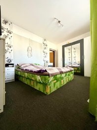 Prodej domu 214 m², Újezdeček