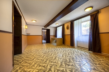 Prodej obchodních prostor 354 m², Rtyně v Podkrkonoší