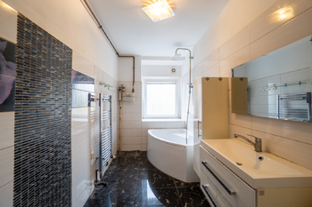 koupelna - Prodej domu 122 m², Ústí nad Labem