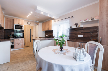 Prodej domu 171 m², Podbořany