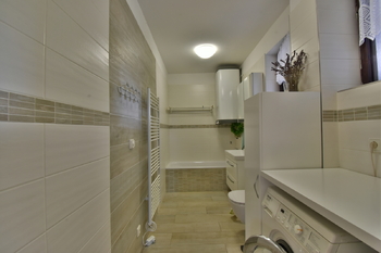 Pronájem domu 81 m², Hradec Králové