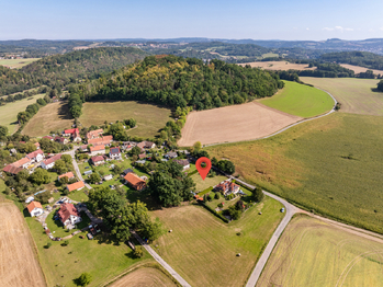 Prodej pozemku 1500 m², Týnec nad Sázavou