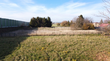 oploceno od zapadu - Prodej pozemku 1560 m², Třinec