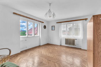 Prodej domu 260 m², Stará Paka