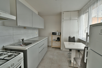 Pronájem bytu 3+1 v osobním vlastnictví 70 m², Hradec Králové