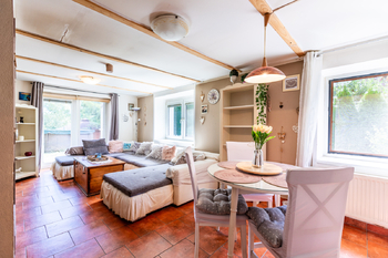 Obývací pokoj - Prodej domu 134 m², Peruc
