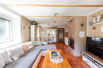 Obývací pokoj - Prodej domu 134 m², Peruc