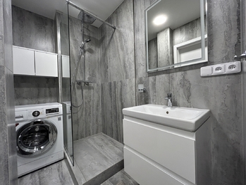 Koupelna - Pronájem bytu 2+1 v osobním vlastnictví 54 m², Mladá Boleslav