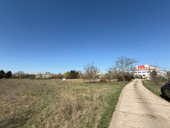 Prodej pozemku 1000 m², Mělník