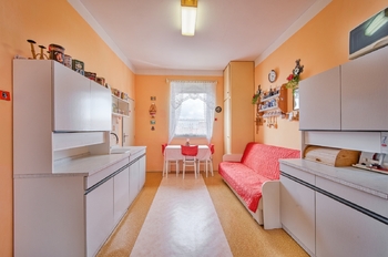 Byt 2 - Prodej domu 212 m², Aš