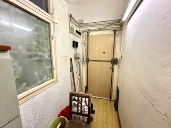 Prodej bytu 2+kk v osobním vlastnictví 41 m², Praha 3 - Vinohrady