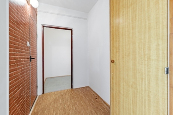 Chodba. - Pronájem bytu 1+1 v osobním vlastnictví 44 m², Jindřichův Hradec