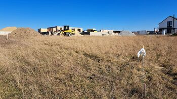 Prodej pozemku 834 m², Vráto