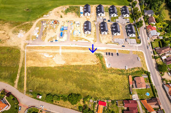 Prodej pozemku 834 m², Vráto