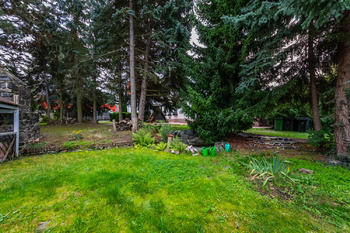 Prodej domu 344 m², Zdiby