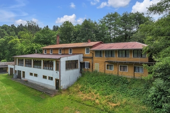 Prodej chaty / chalupy 900 m², Vysoká Srbská